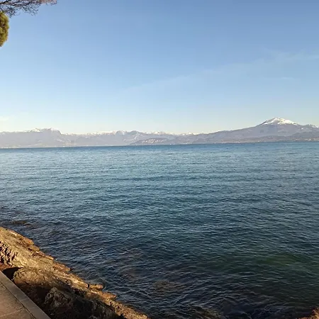 Blue Garda بسكييرا ديل غاردا